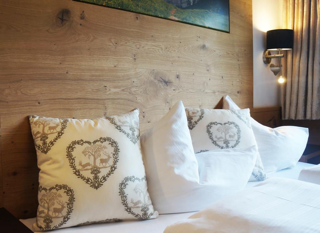 Aparthotel Landhaus St. Joseph Mayrhofen Kültér fotó