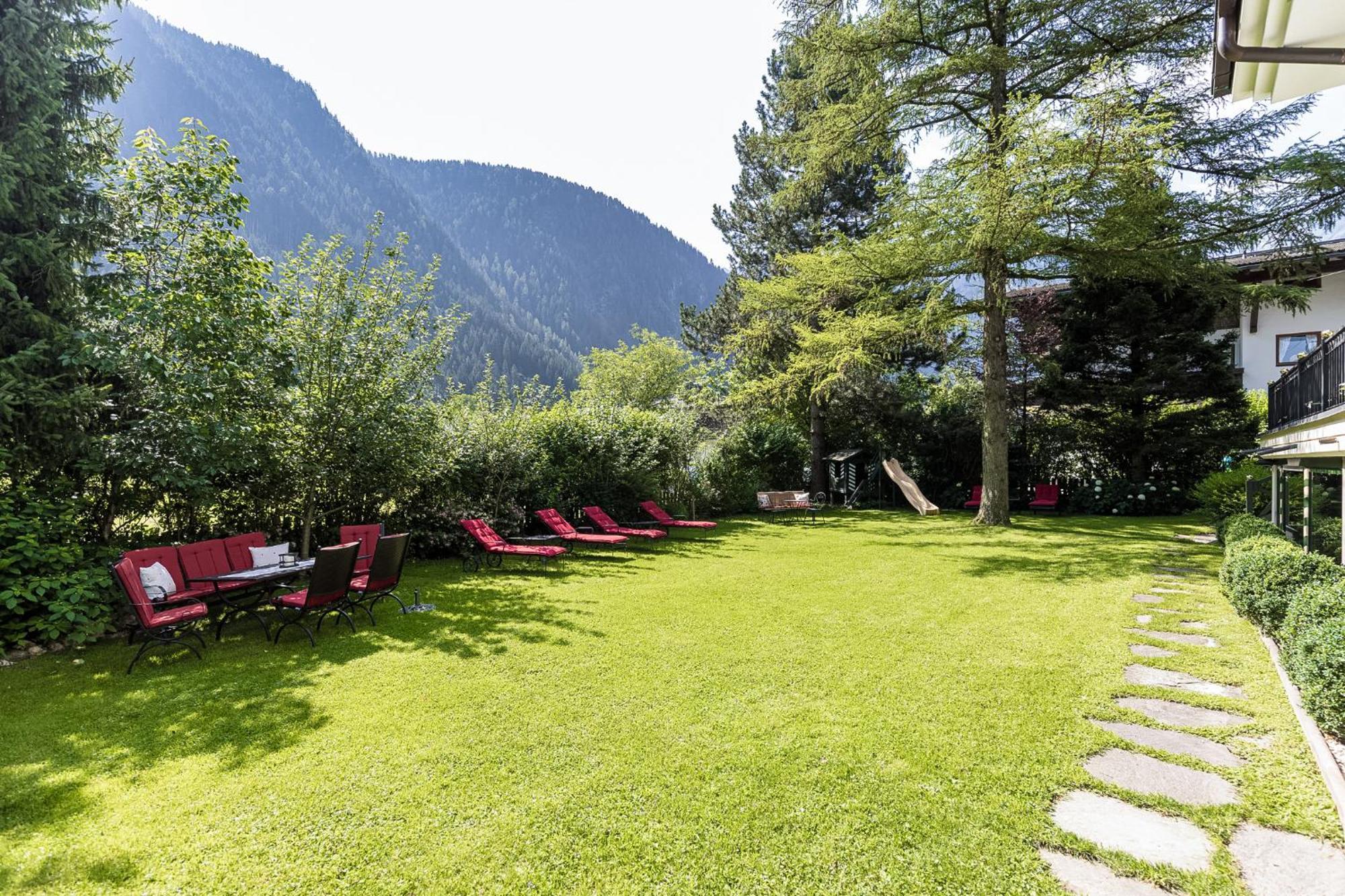 Aparthotel Landhaus St. Joseph Mayrhofen Kültér fotó
