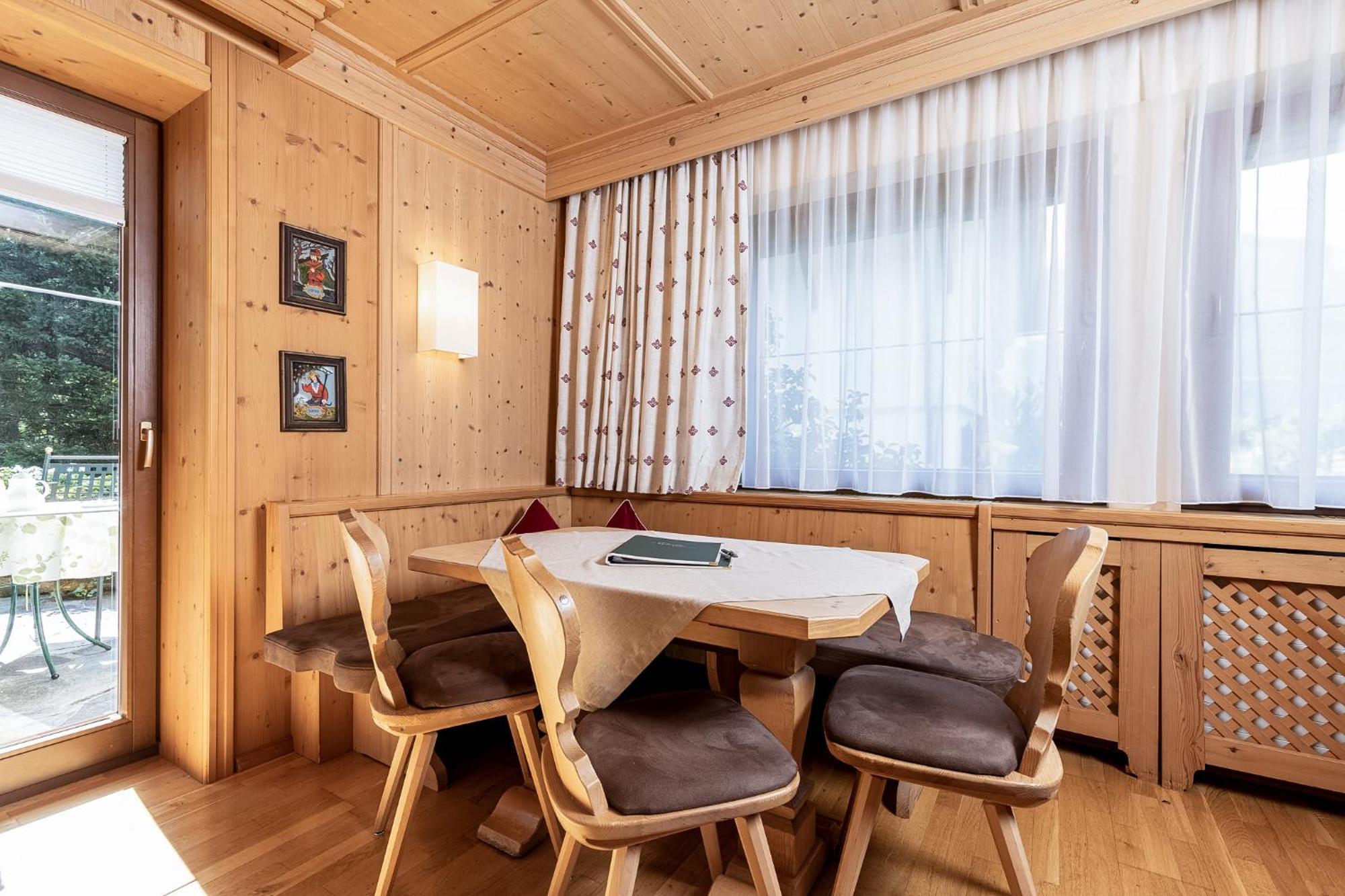 Aparthotel Landhaus St. Joseph Mayrhofen Kültér fotó