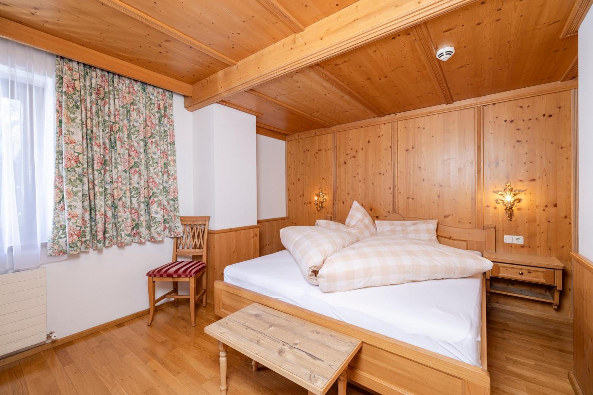 Aparthotel Landhaus St. Joseph Mayrhofen Kültér fotó