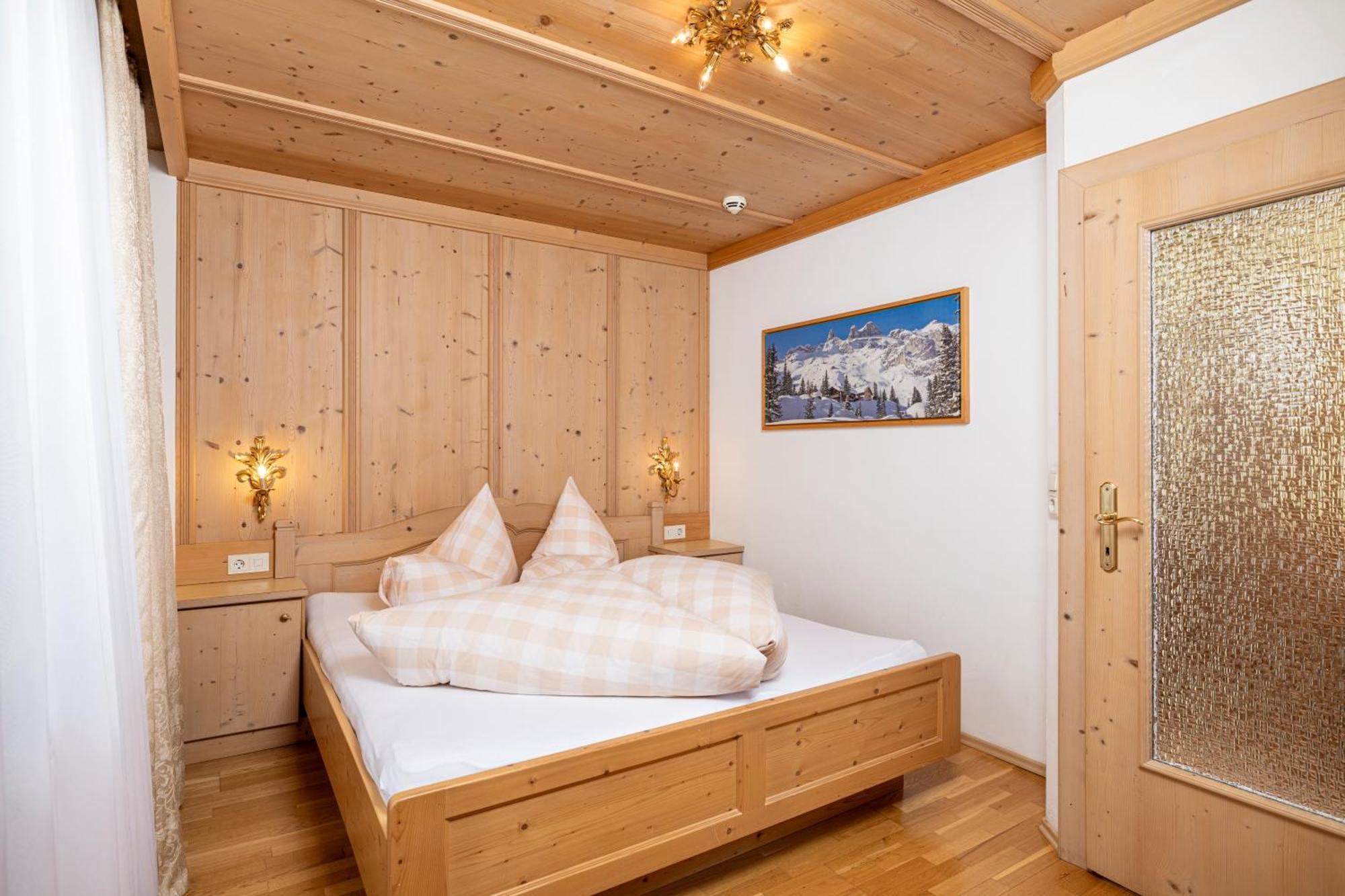 Aparthotel Landhaus St. Joseph Mayrhofen Kültér fotó