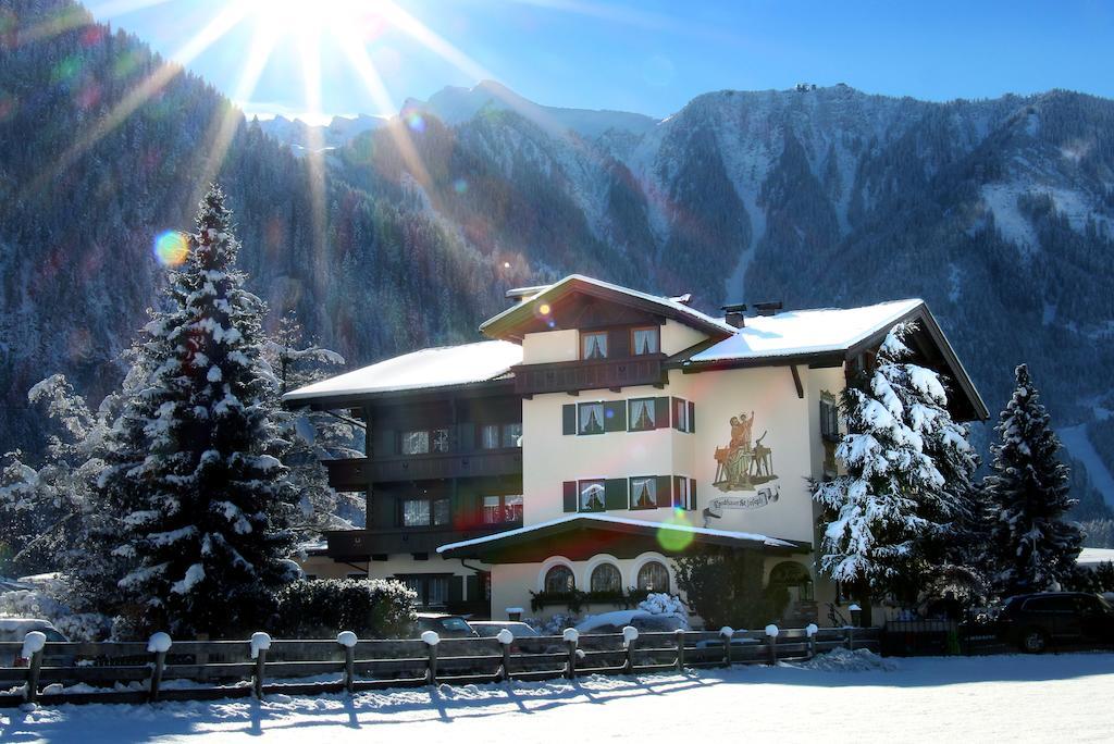 Aparthotel Landhaus St. Joseph Mayrhofen Kültér fotó